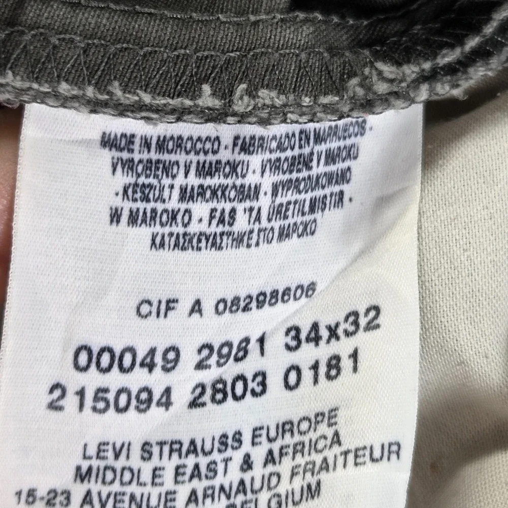Levis 11773 important